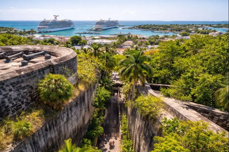 How Far Is the Queen’s Staircase From the Nassau Cruise Port